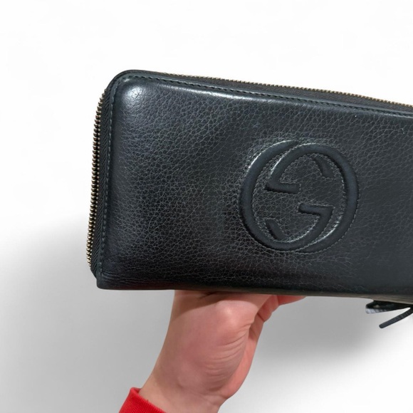 Authentic GUCCI Black Pebbled Leather Soho Interlocking G Zip Around Long Wallet - Picture 5 of 10